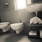 Agora