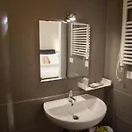 Agora فندق مبيت وإفطار